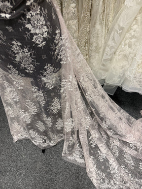 Dusty Rose & Silver Chantilly Lace - P186
