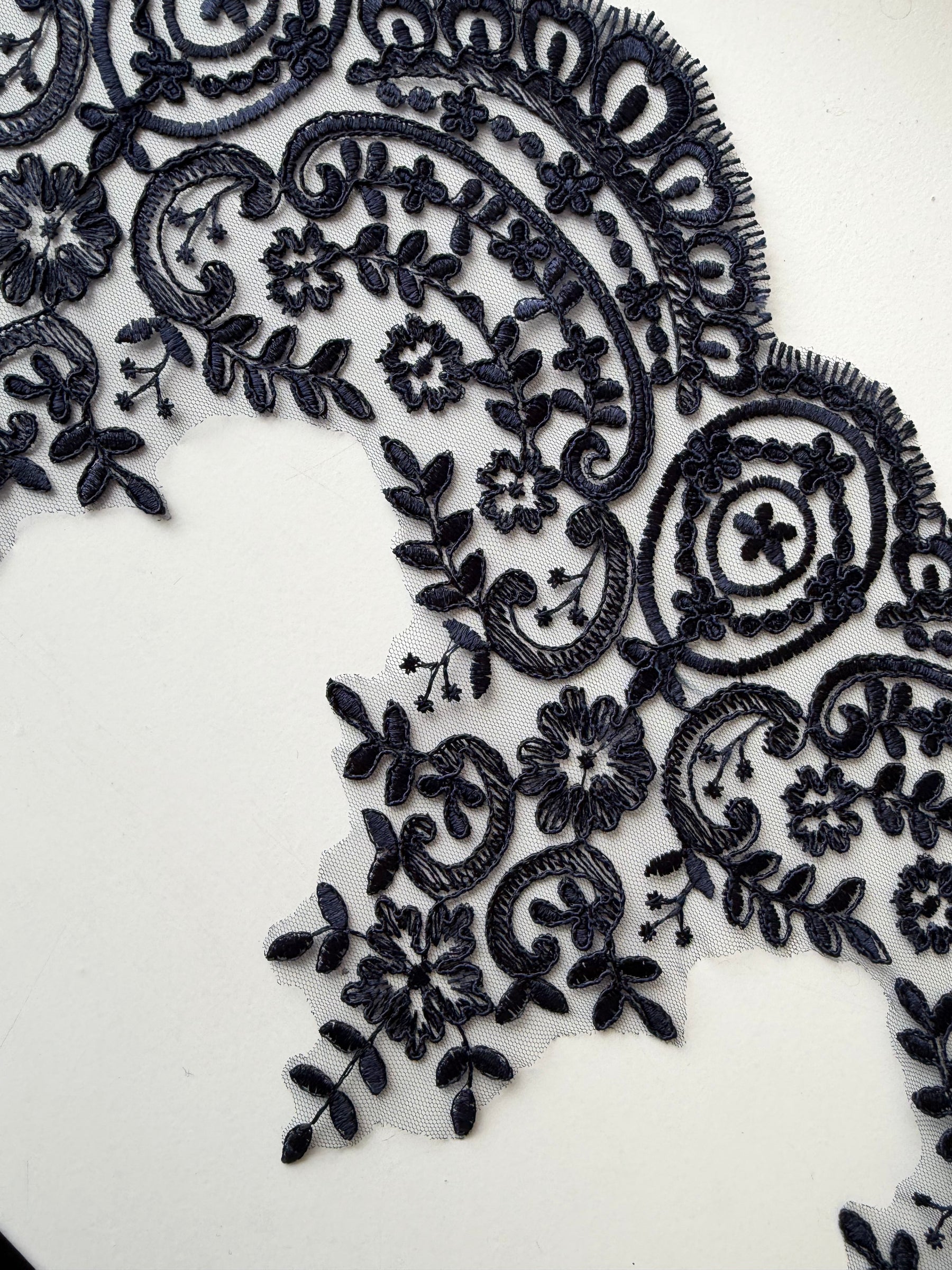 Navy Corded Lace Trim - T623