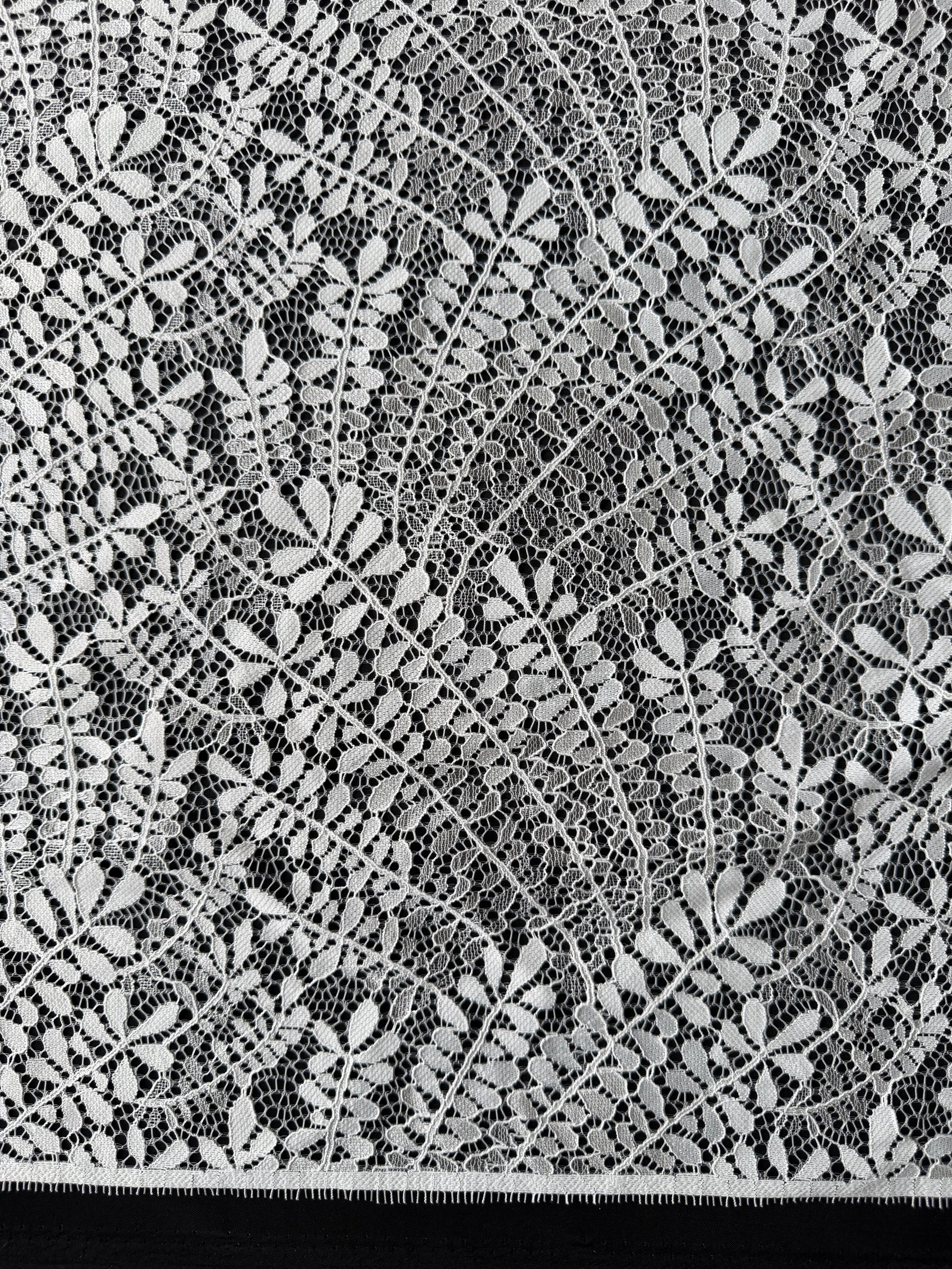Ivory Leaf Themed Lace - LA1007