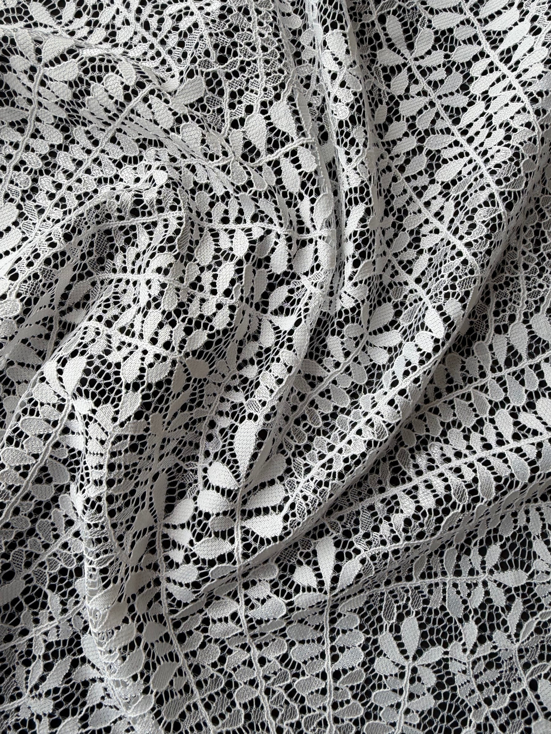 Ivory Leaf Themed Lace - LA1007