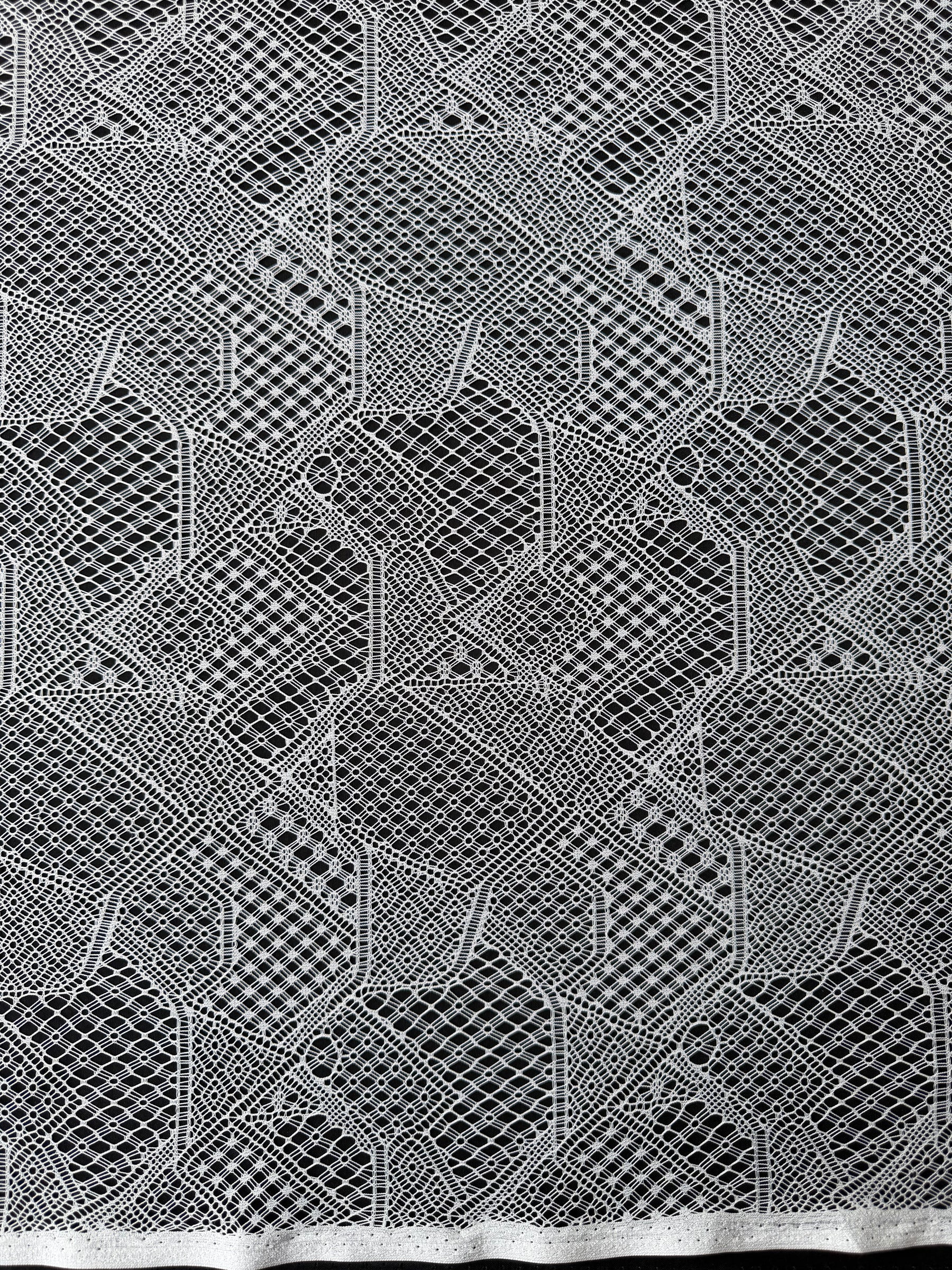 Ivory Lace - LA1015