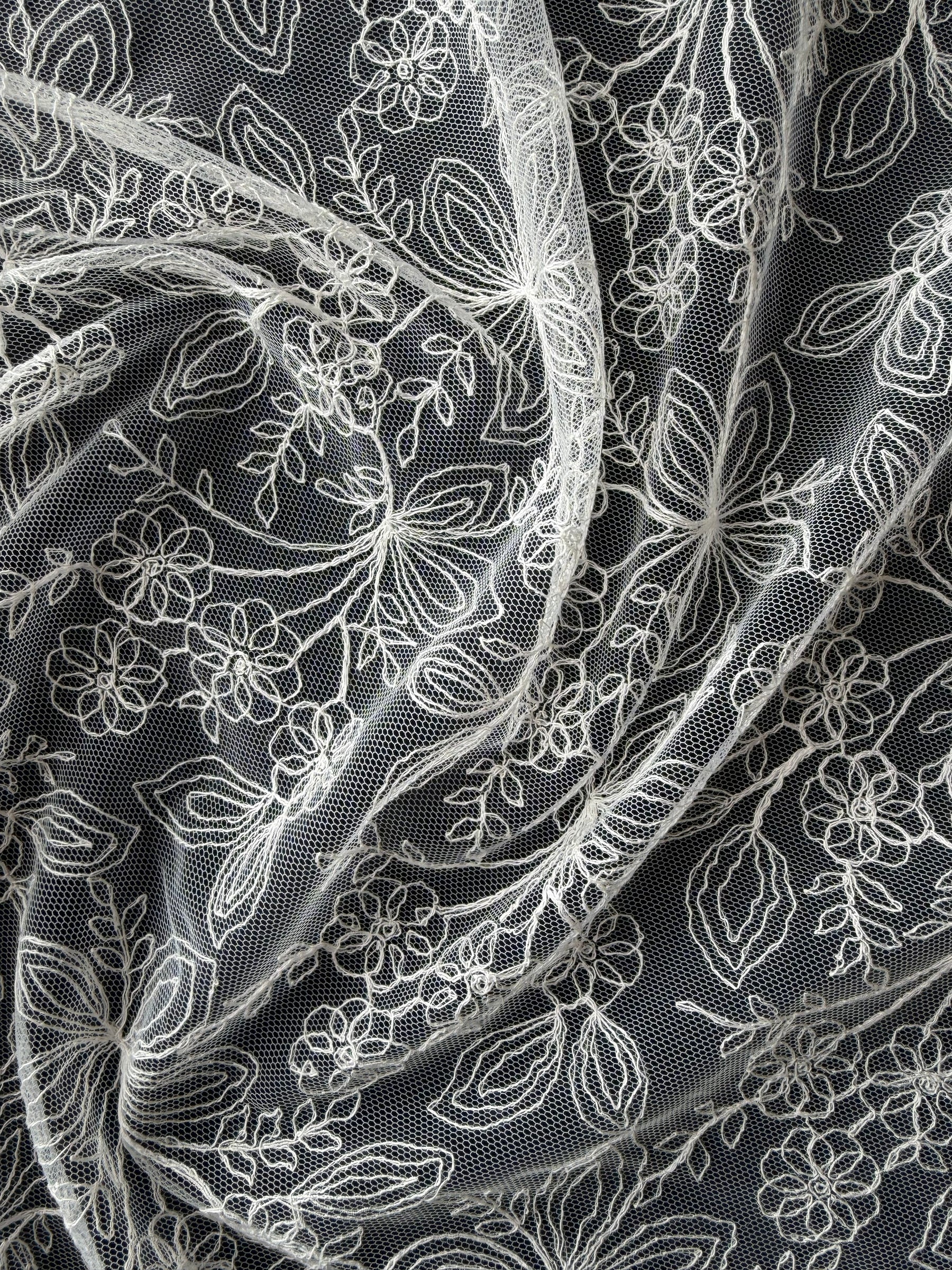 Ivory Embroidery Lace - EB5026