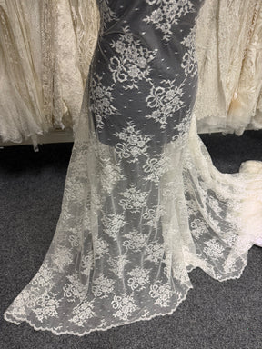Ivory Sequin Lace - P218