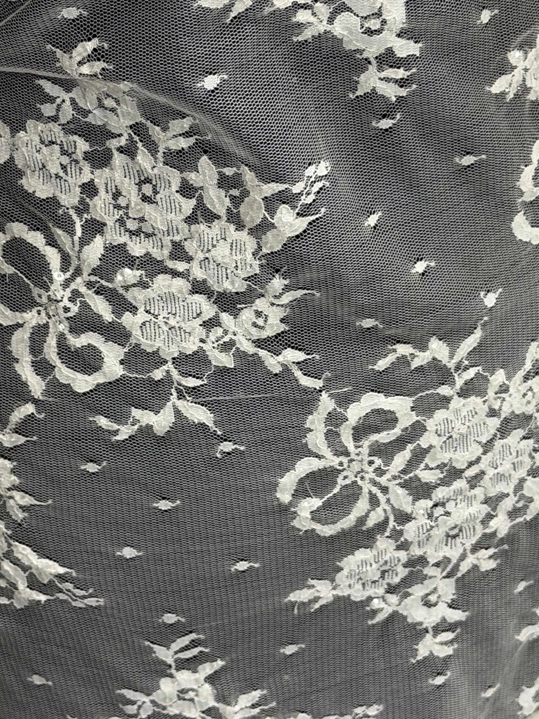 Ivory Sequin Lace - P218