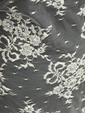 Ivory Sequin Lace - P218