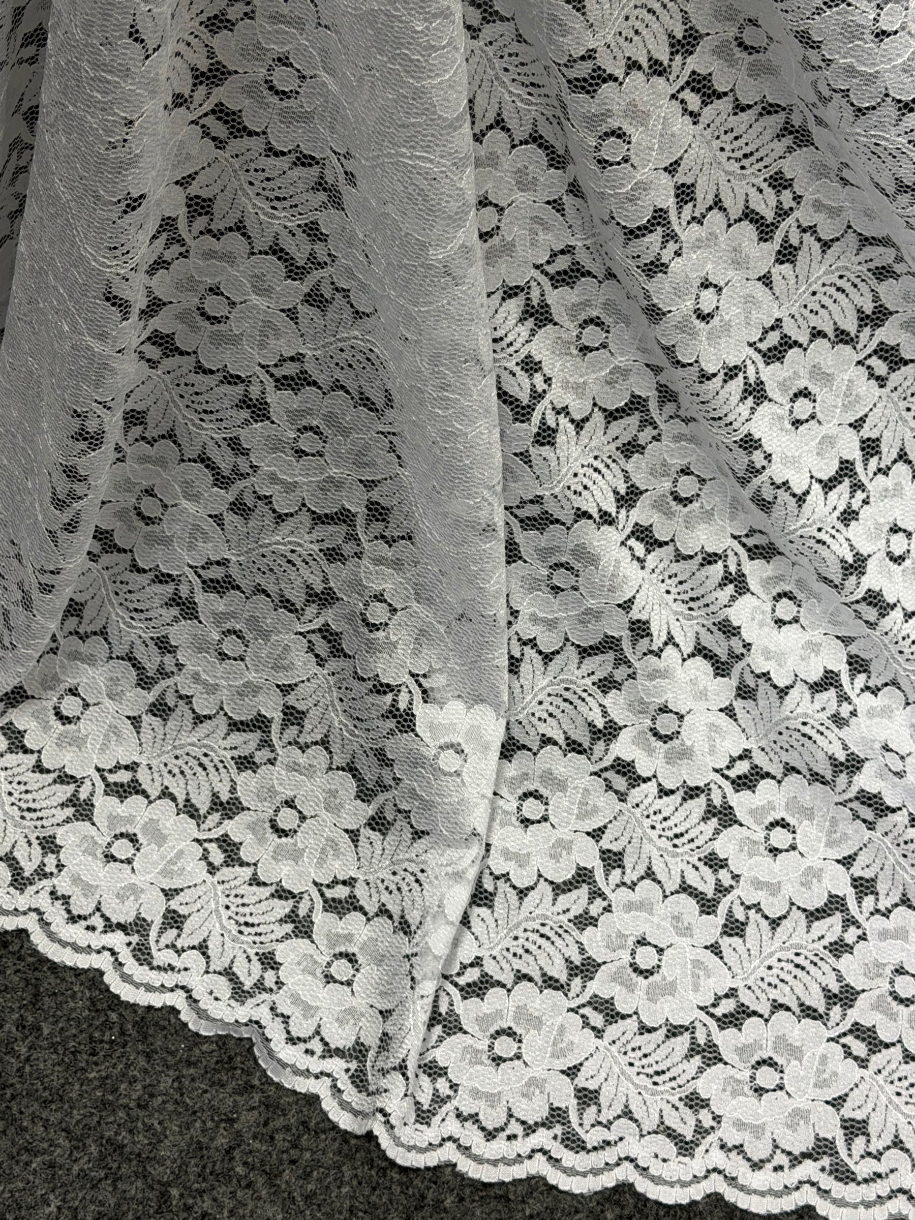 White Floral Lace - P199