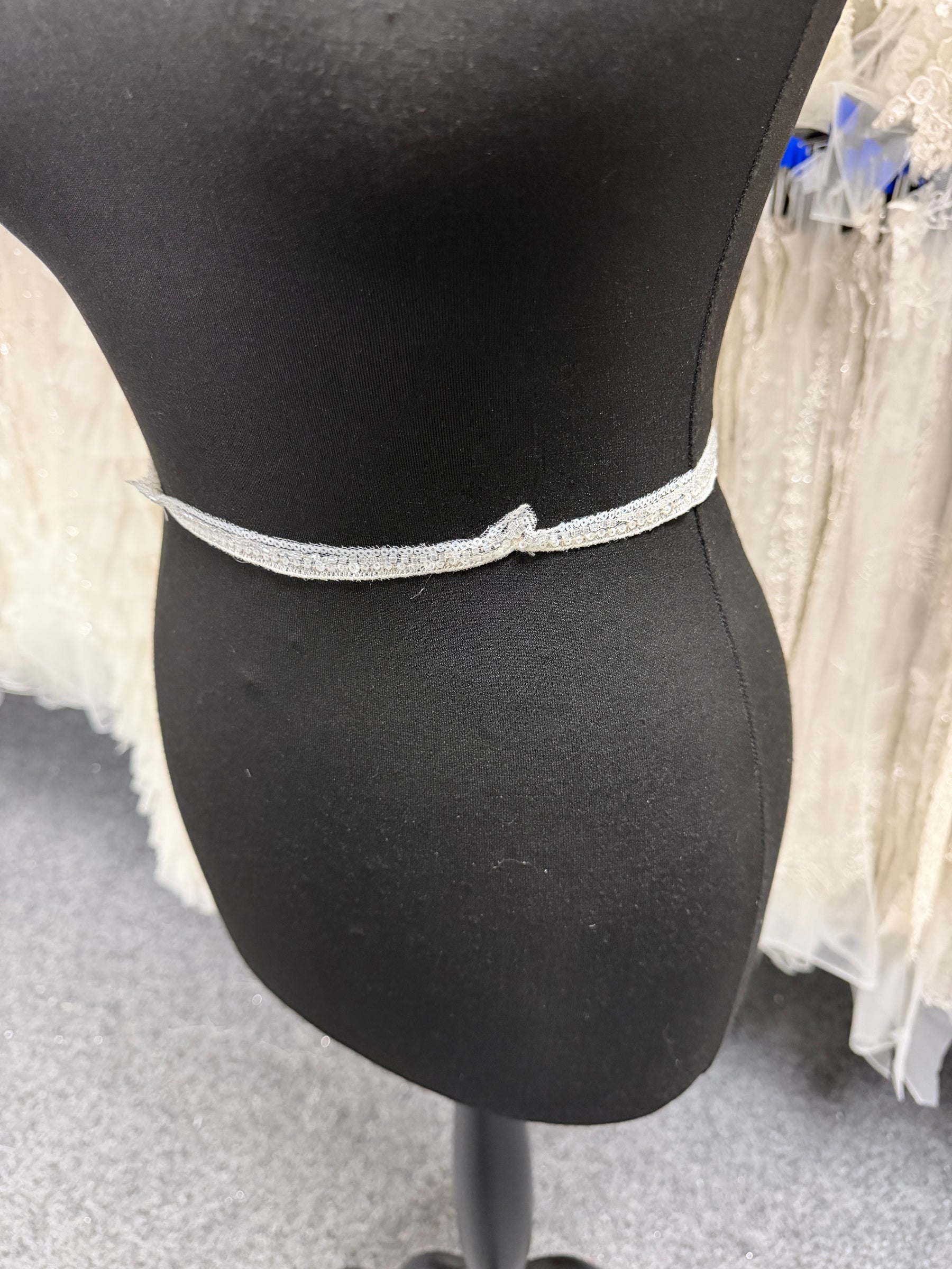 Ivory Beaded Edging - EF2009