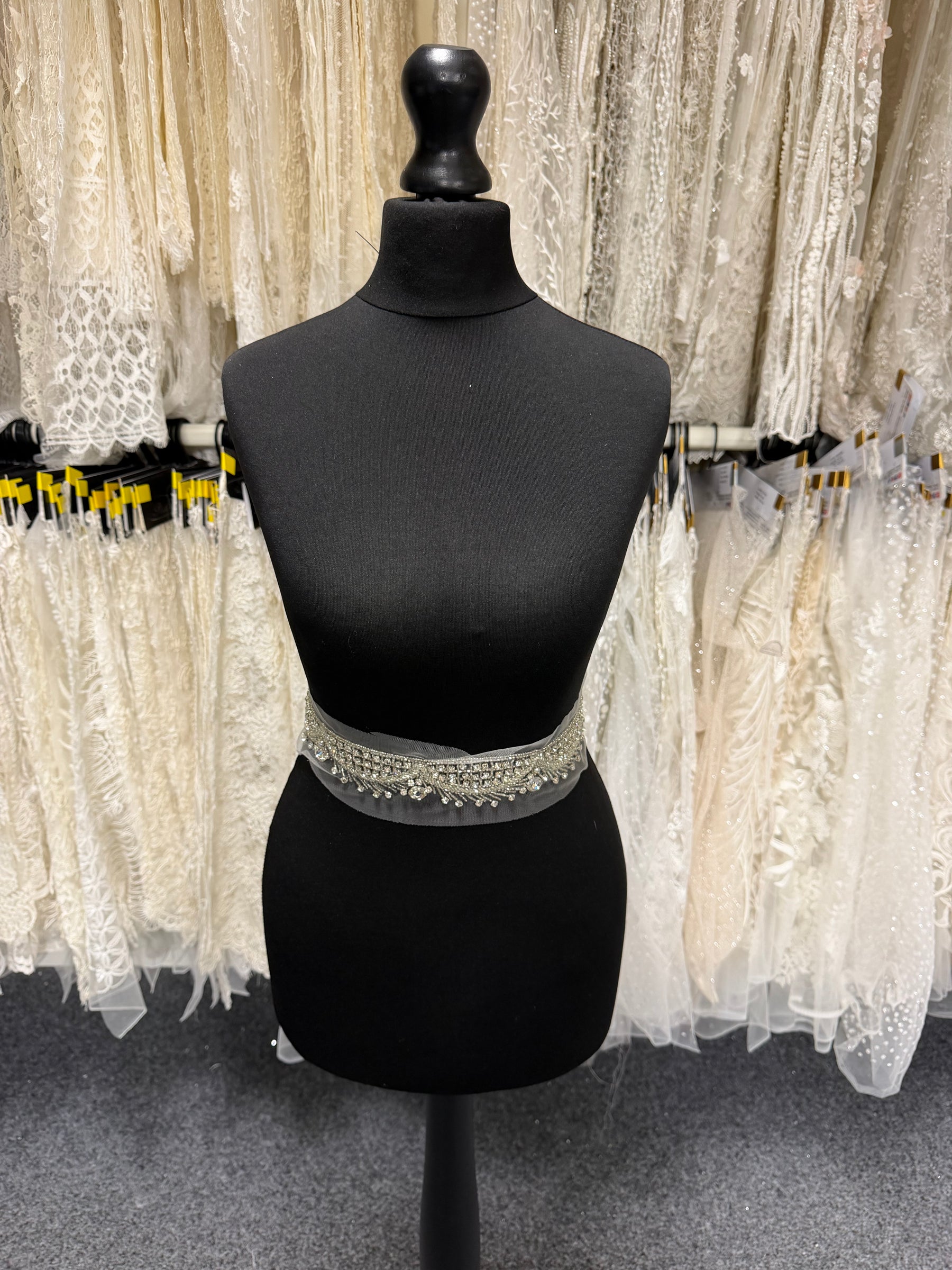 Crystal Beaded Edging - T719