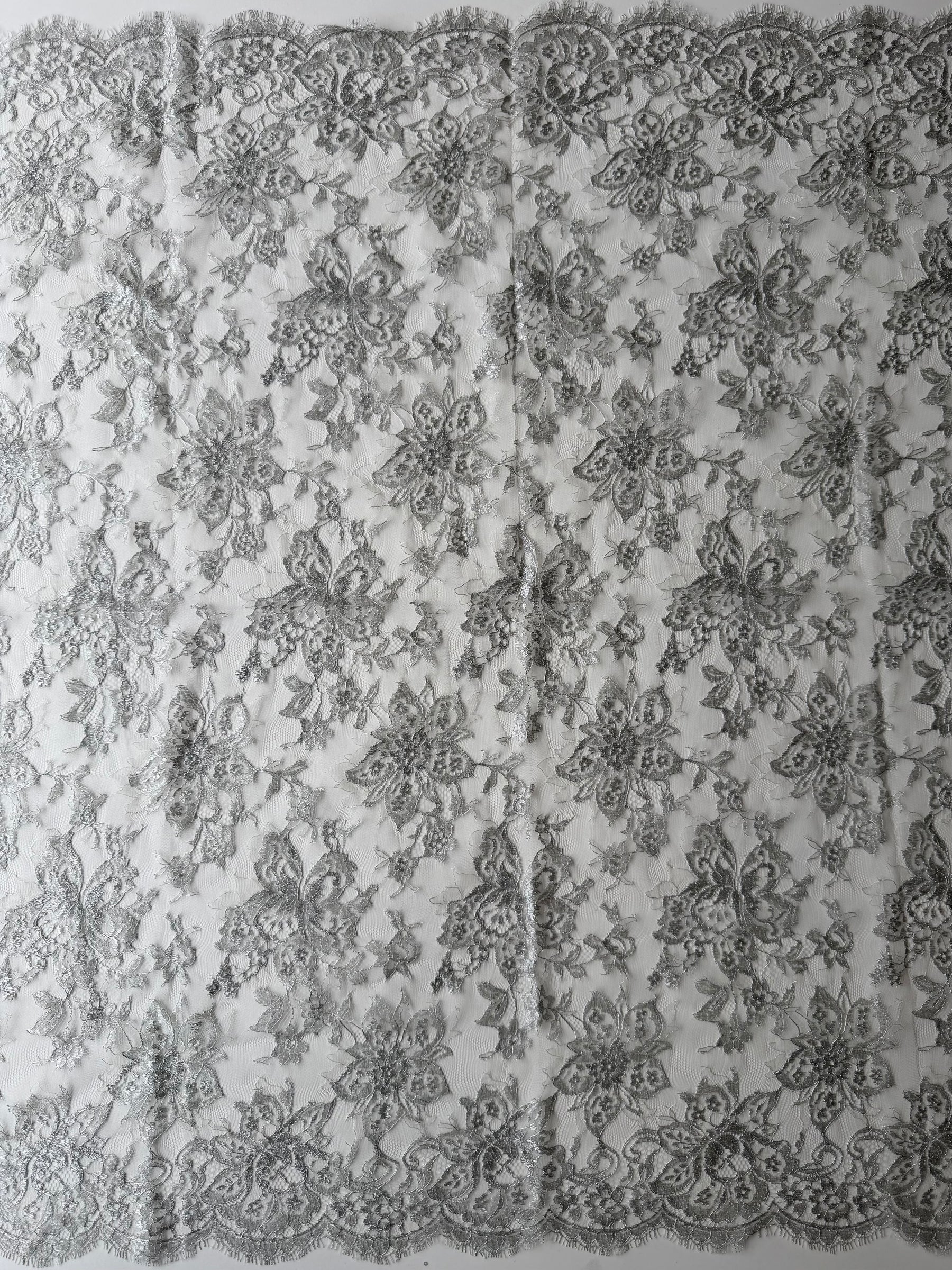 Silver Chantilly Lace - P183