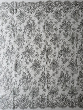 Silver Chantilly Lace - P183
