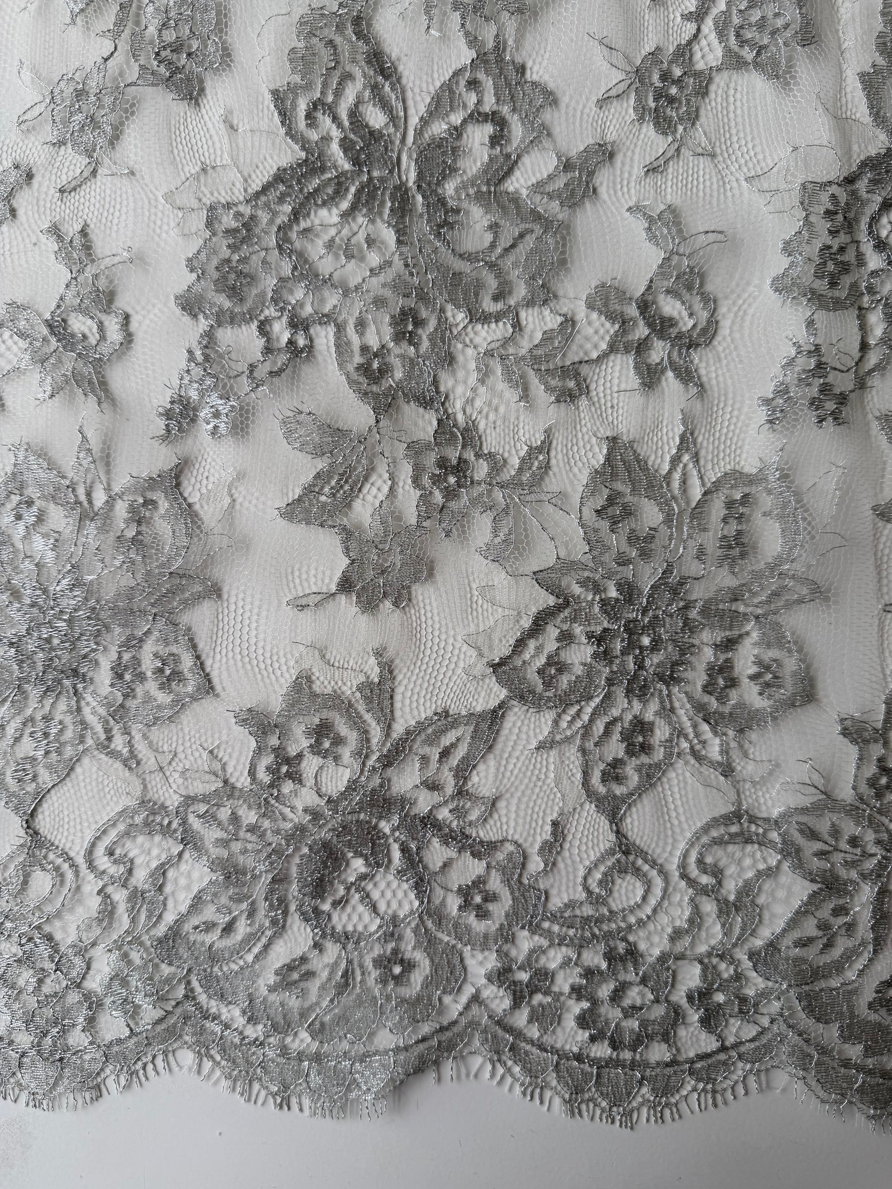 Silver Chantilly Lace - P183