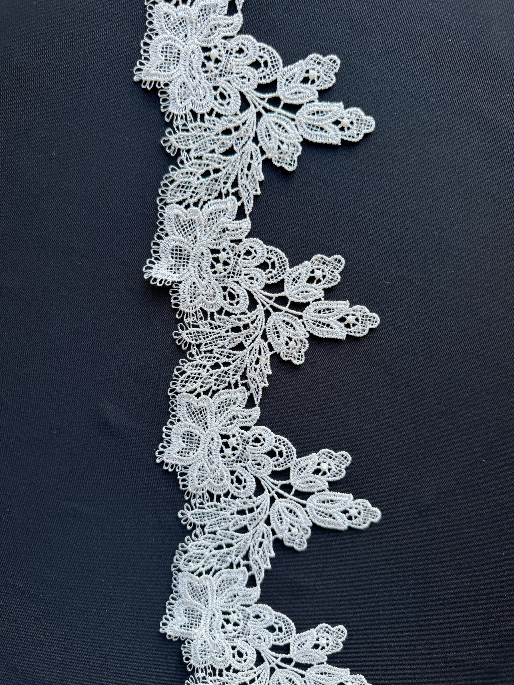 Ivory Sequin Guipure Lace Trim - T669
