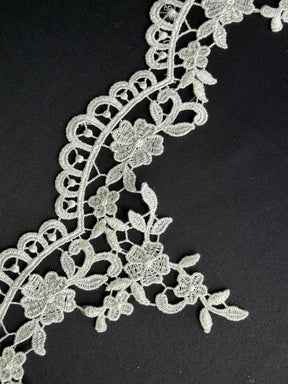 Ivory Guipure Lace - T830