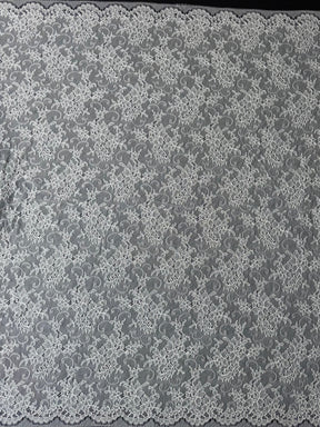 Ivory Chantilly Lace - P301