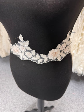 Ivory/Pink 3D Beaded Lace Edging - T714