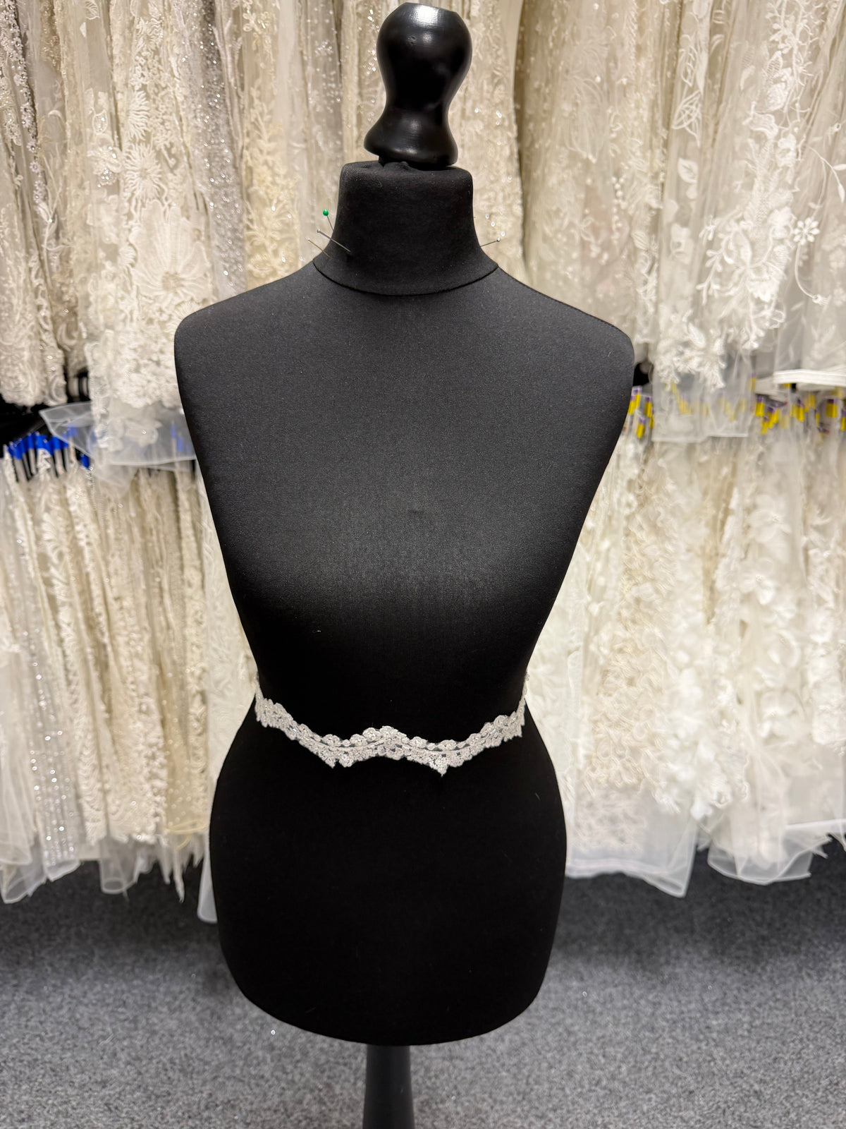 Ivory Beaded Lace Trim - T745