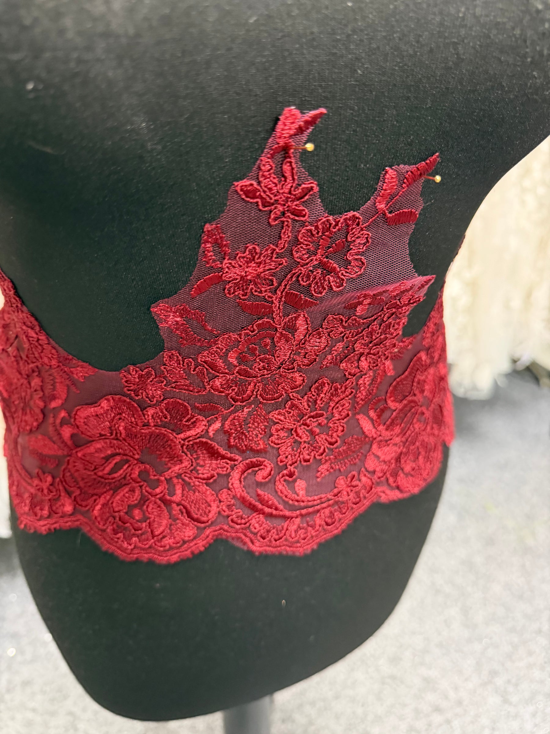 Wine Corded Edging - T726