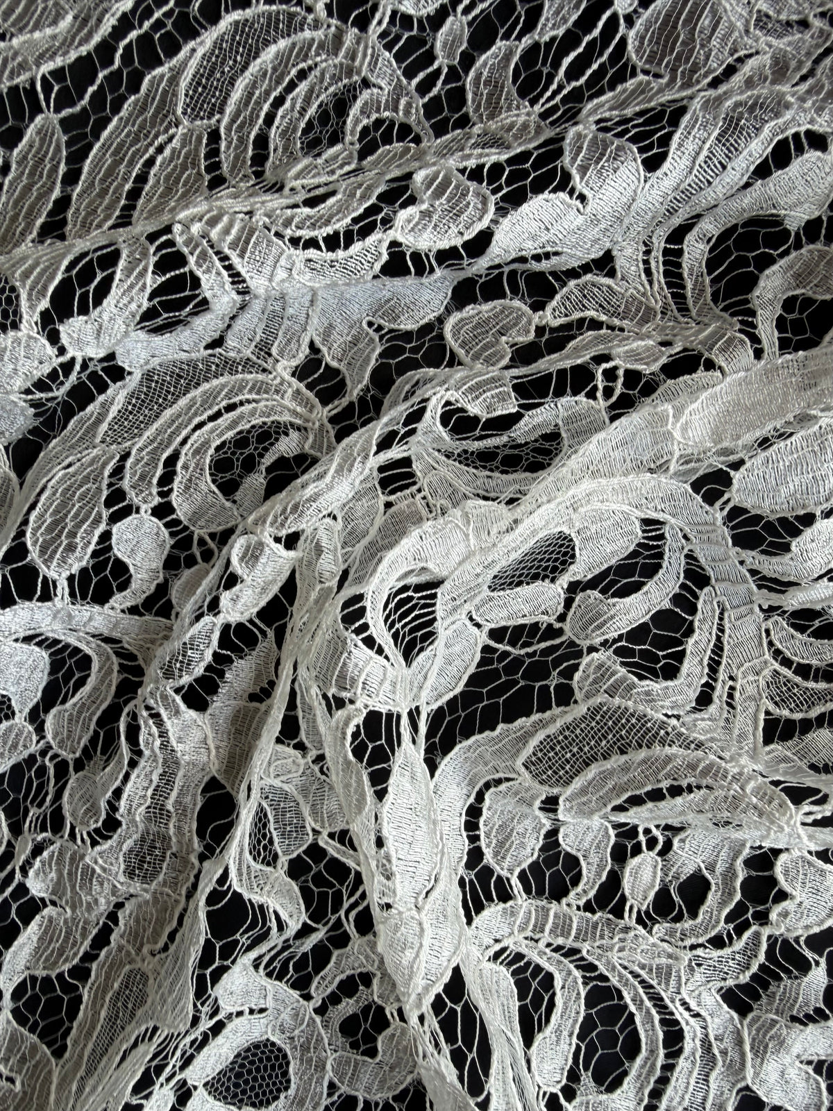 Ivory Italian Lace - P883