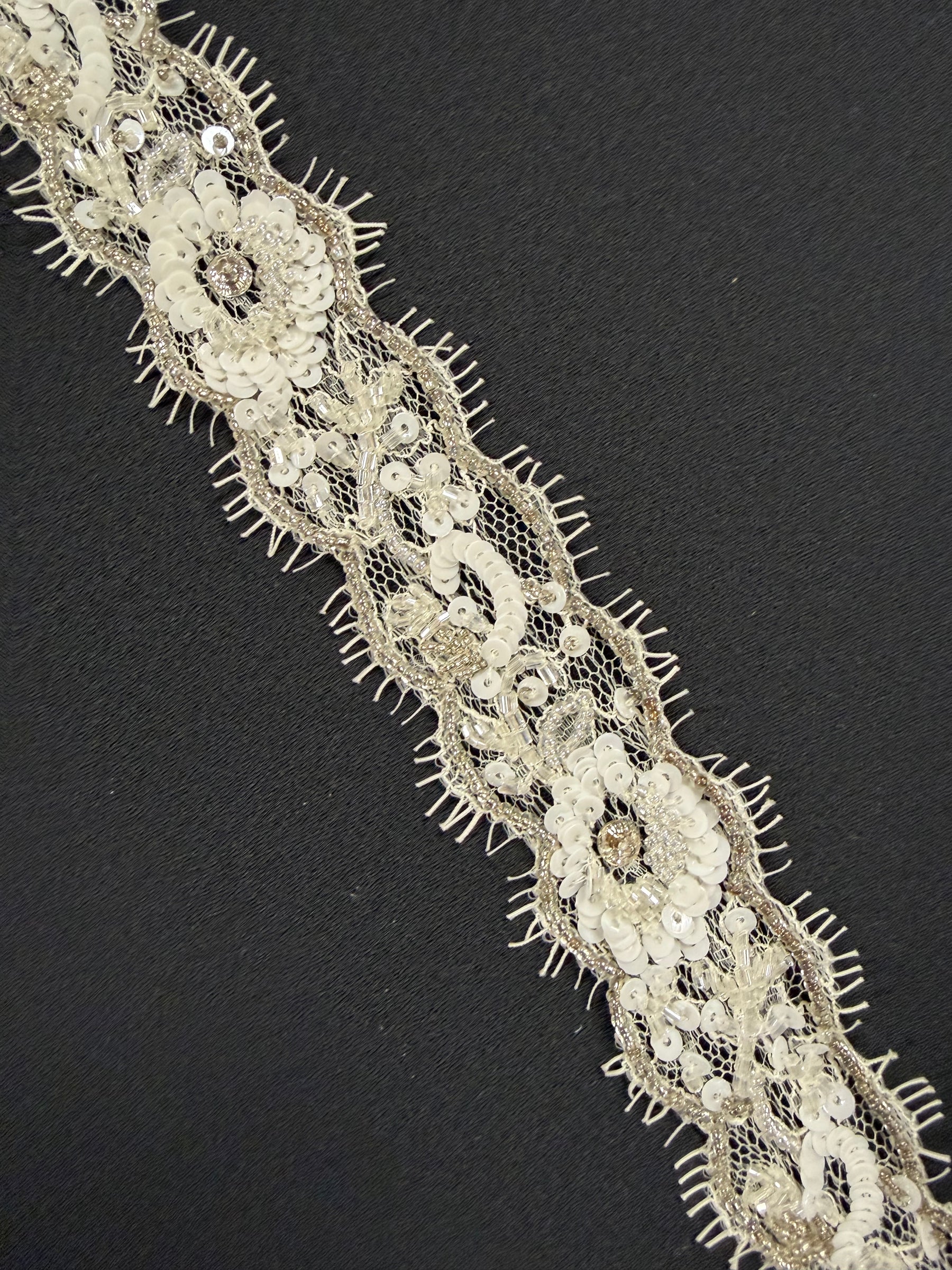 Ivory/Silver Beaded Sequin Edging - T514