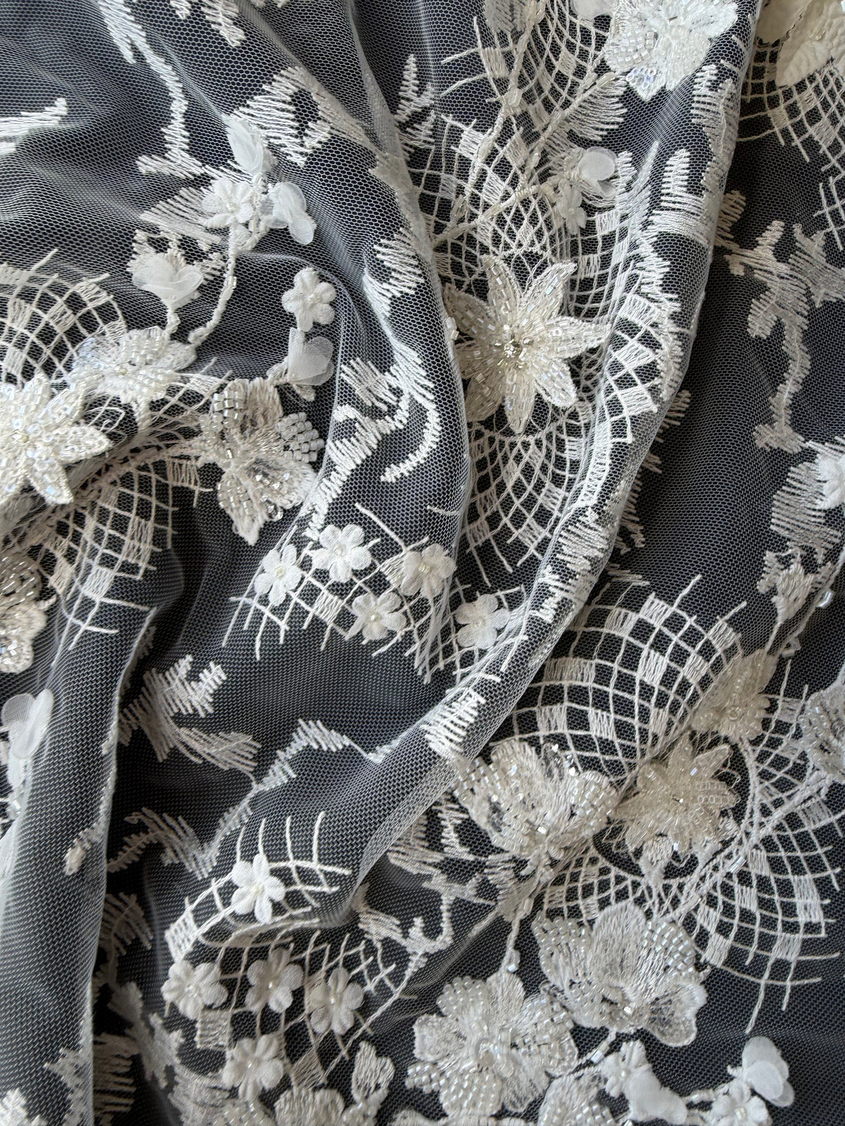 Ivory Embroidered Lace - Vida