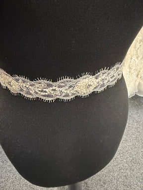 Ivory/Crystal 3D Crystal Edging - T512