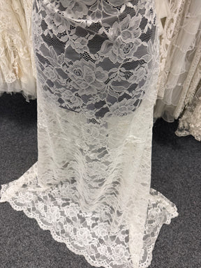 Ivory Raschel Lace - P212