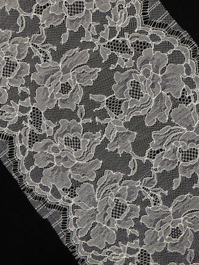 Ivory French Lace Edging - T555