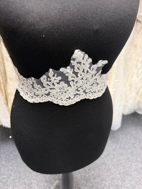 Ivory Edging - T788