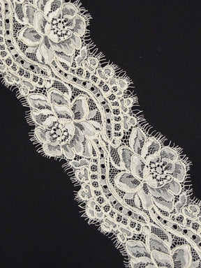 Ivory Corded Edging - T554