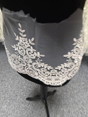 Shell Pink Corded Lace Trim - T623