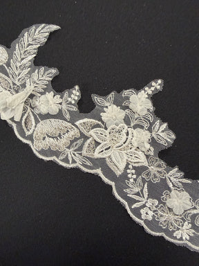 Ivory/Silver 3D Embroidered Beaded Edging - T646