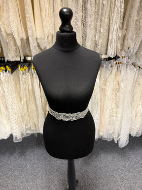 Ivory/Silver Beaded Sequin Edging - T643