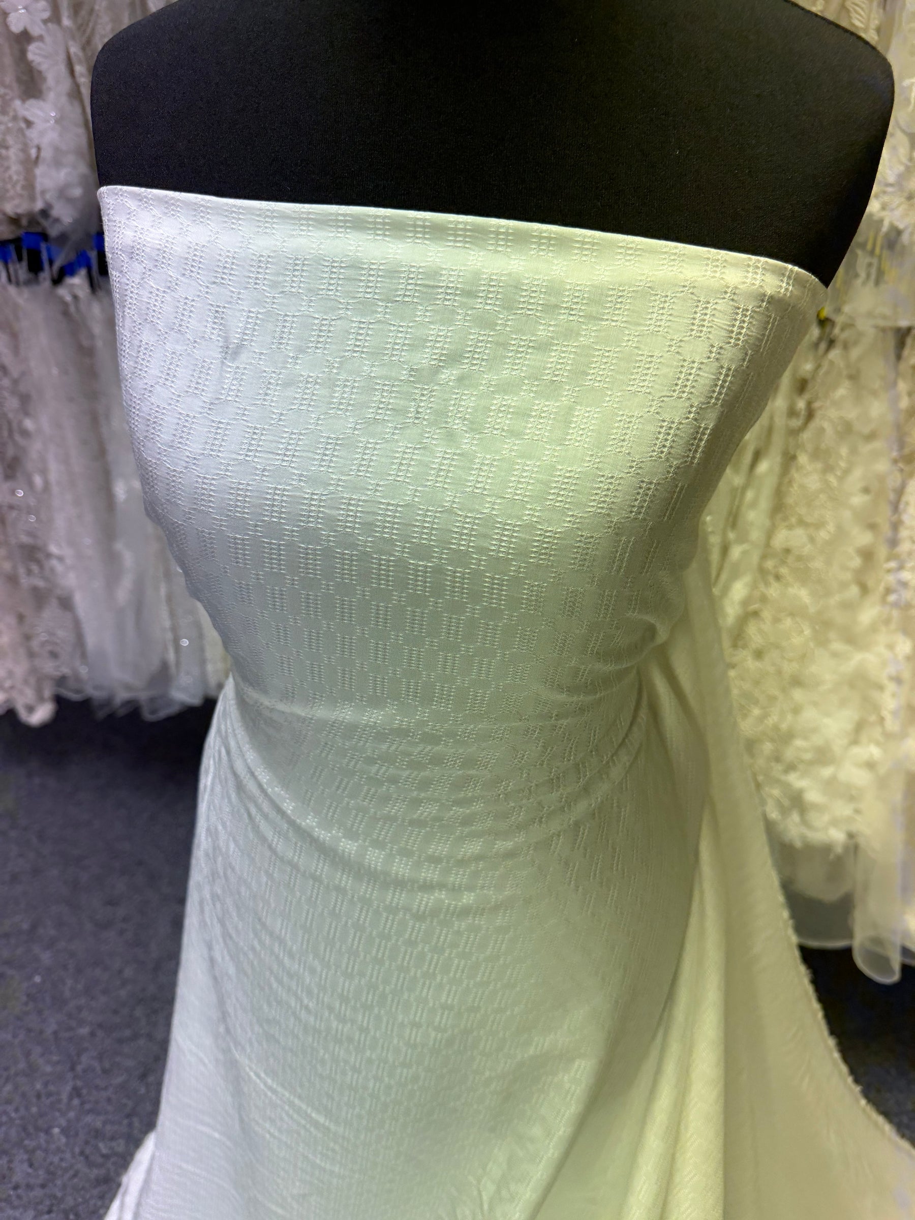 Ivory Geometric Weave - PH5020