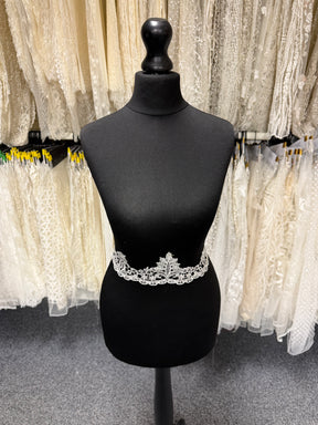 Ivory Guipure Lace Edging - T687