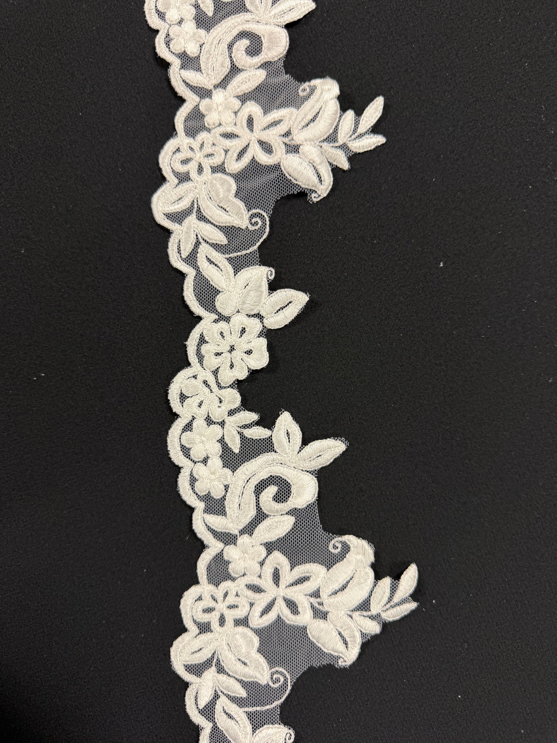 Ivory Embroidered Edging - T688