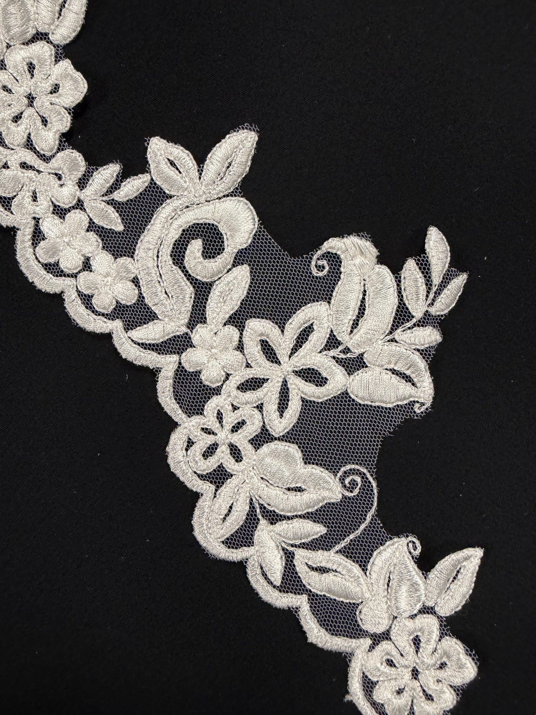Ivory Embroidered Edging - T688