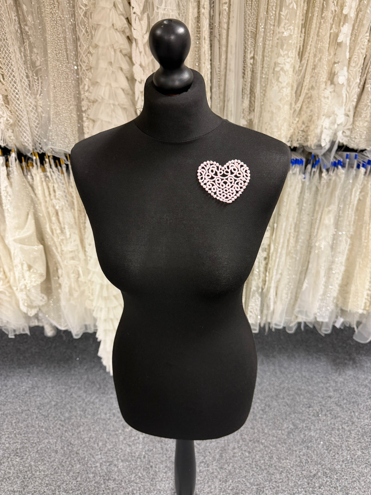 Pink Embroidered Heart Applique - T950