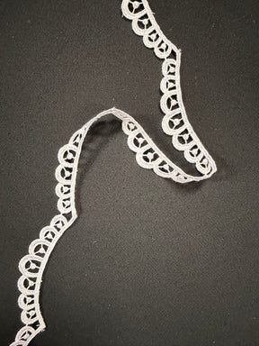 White Guipure Edging - T641