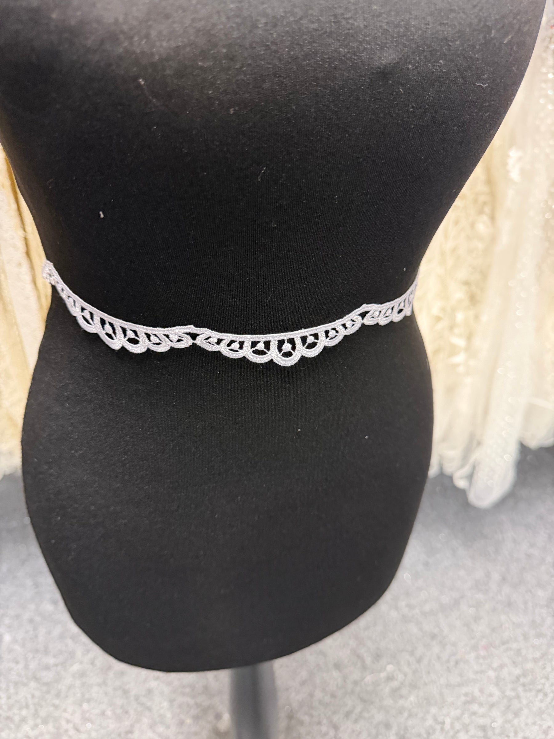 White Guipure Edging - T641