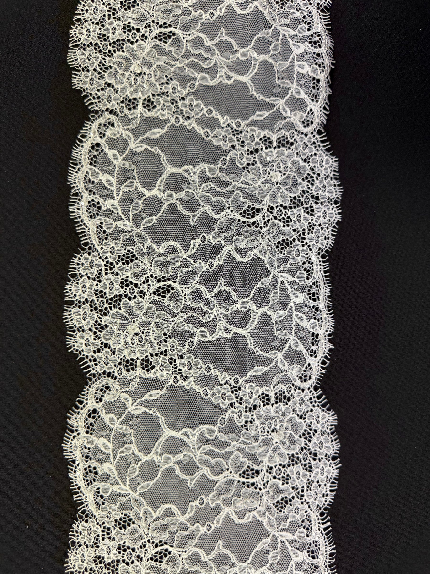 White Sequin Lace Trim - T786
