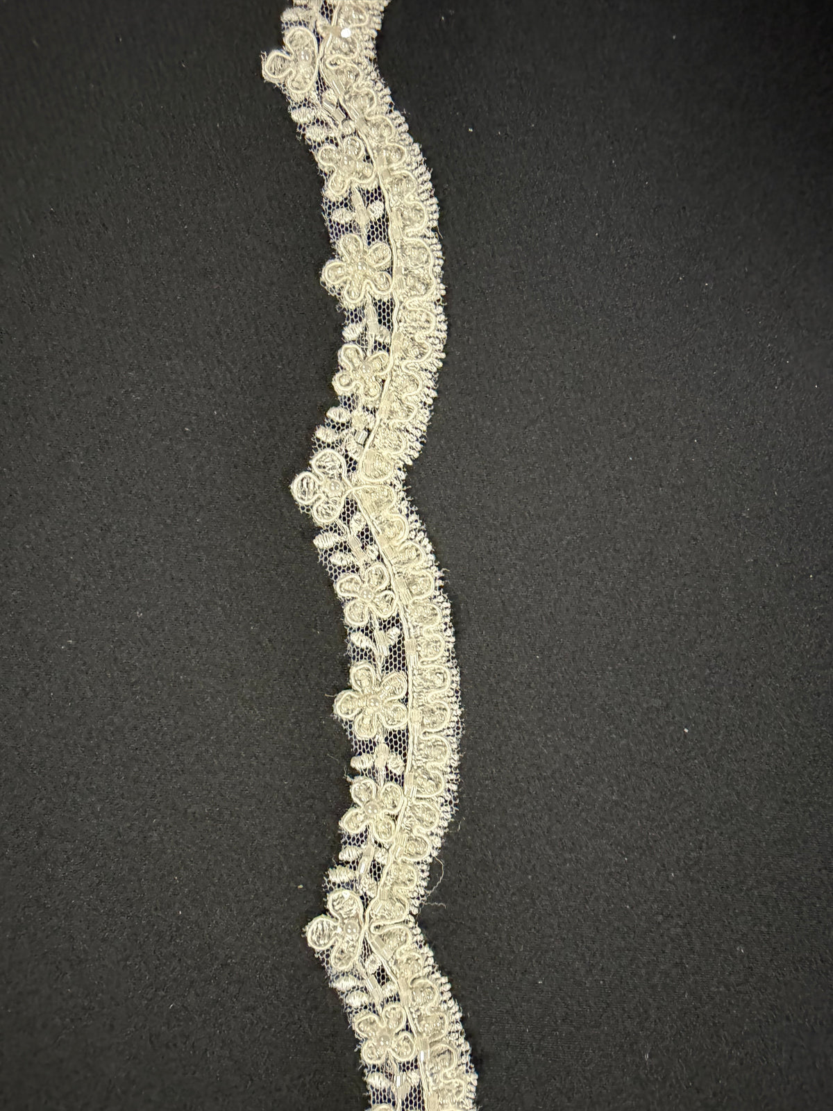 Ivory Corded Beaded Sequin Edging - T664