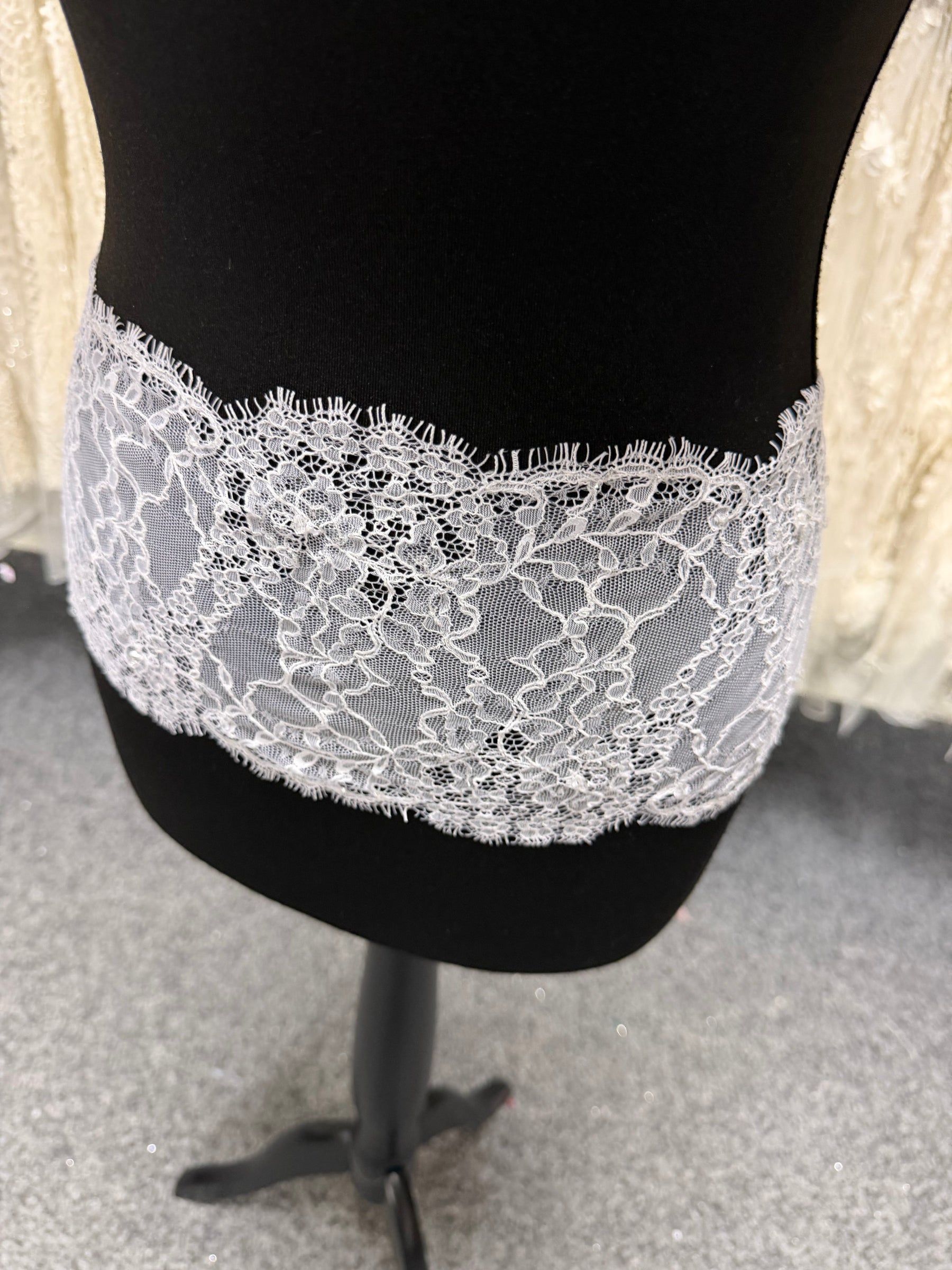 White Sequin Lace Trim - T786
