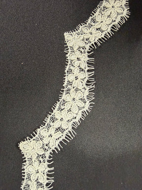 Ivory Corded Lace Trim - T683