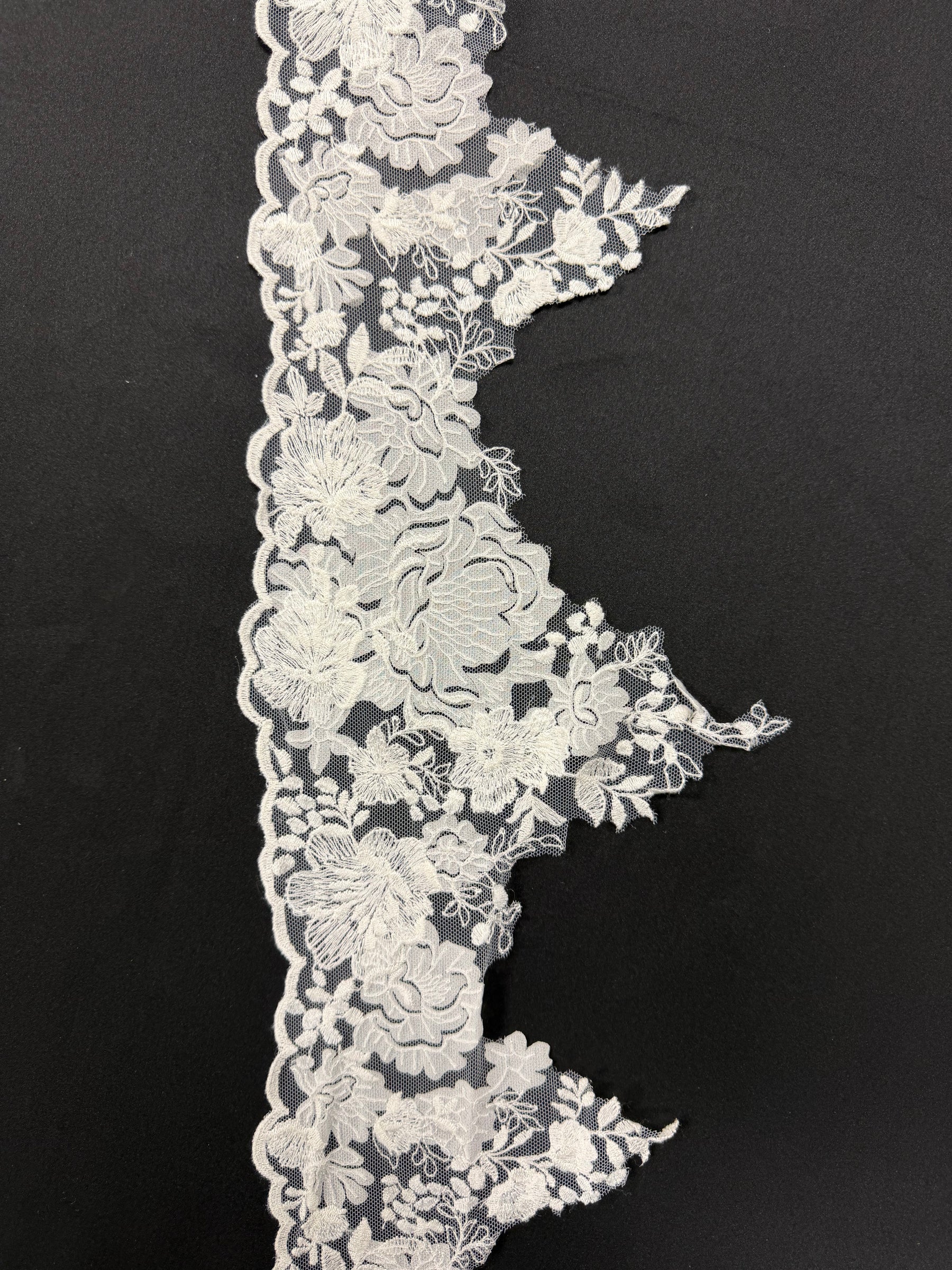 Ivory Laser Lace Trim - T933