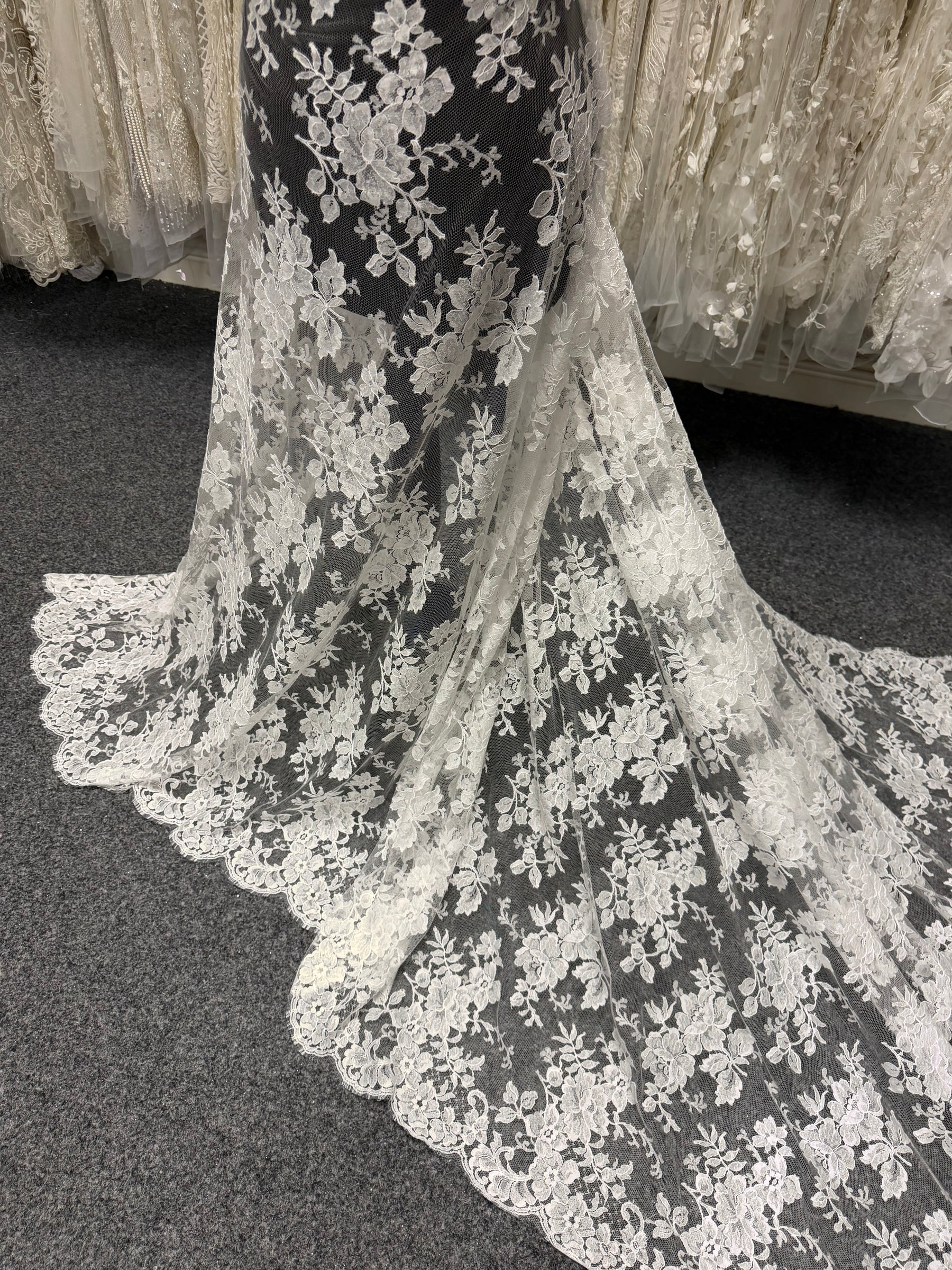 Organic Porcelain Chantilly Lace - Rizawana