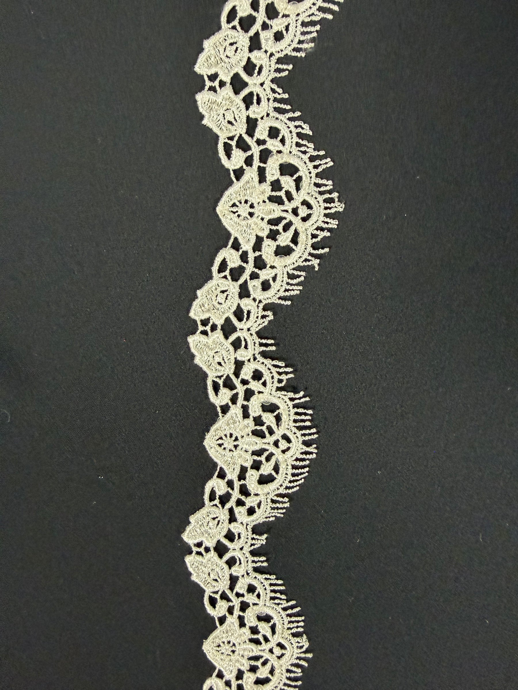 Ivory Sequin Guipure Edging - T578