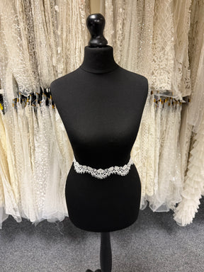 Ivory Sequin Guipure Edging - T578