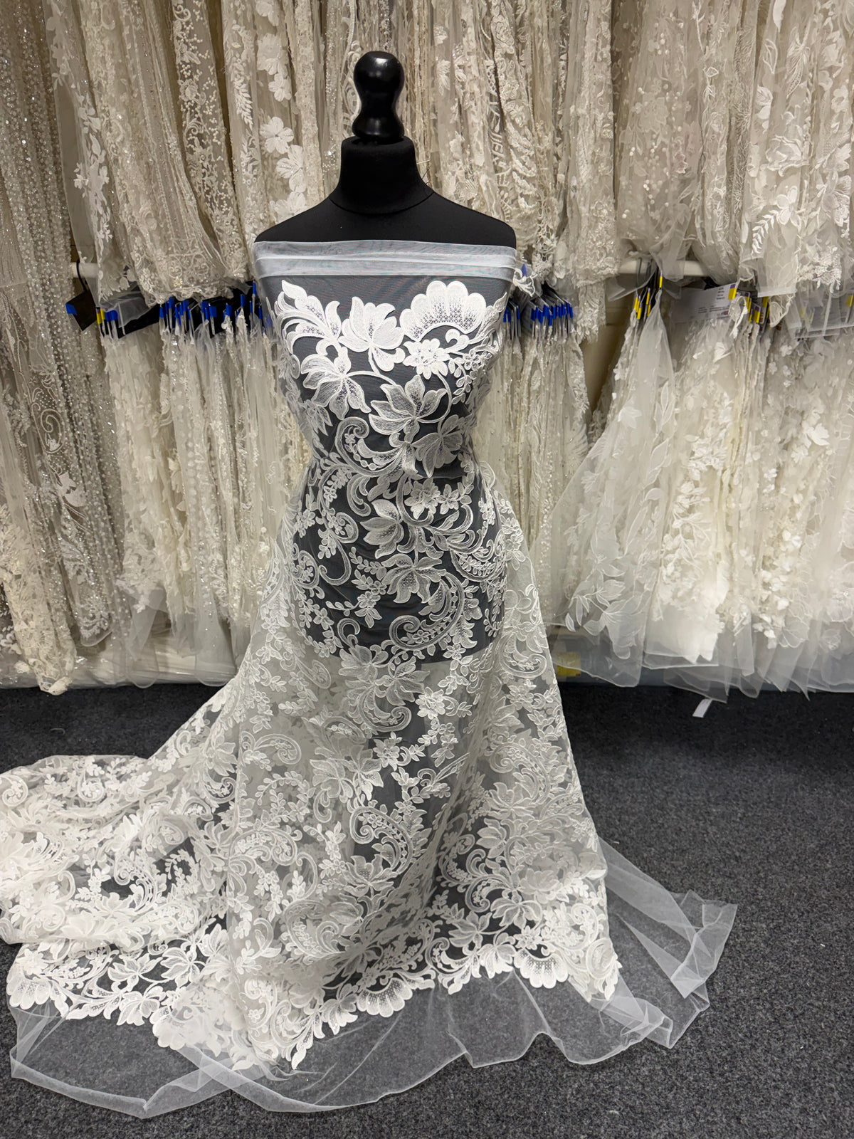 Ivory Corded Lace – Larkin