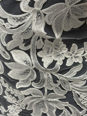 Ivory Corded Lace – Larkin