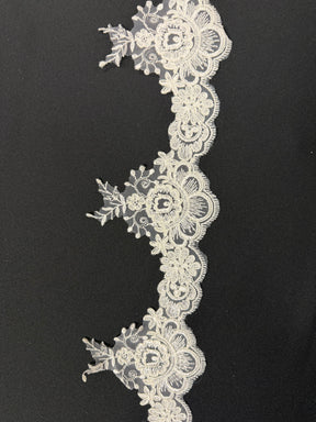 Ivory Corded Edging - T575